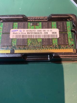 Memorias RAM DDR y DDR2