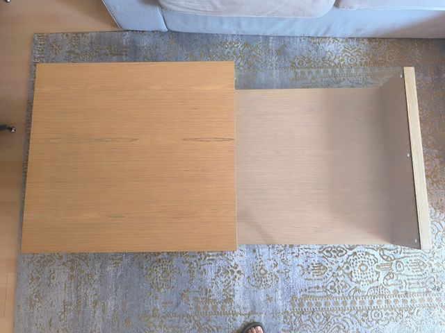 Mesa de centro de madera y cristal