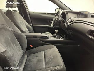 Lexus UX250h BUSINESS 2021 REF 7137