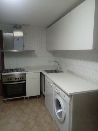 Habitación con terraza en piso compartido