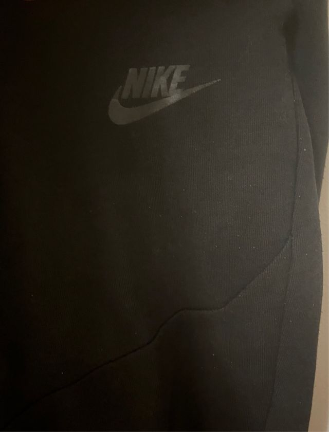 Pantalón Nike Tech Fleece Negro