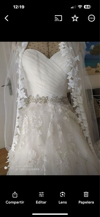 Traje de novia con velo bordado en New York.256