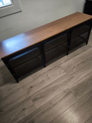 Mesa TV Ikea Madera y Metal Negro