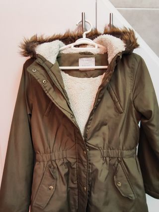 Cazadora/chaquetón/parca niña verde militar con ca