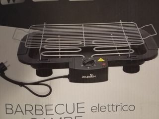 Barbecue elettrico con piedi