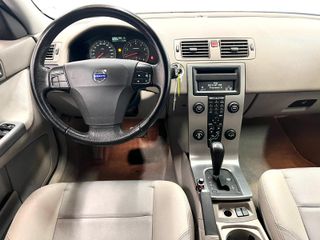 Volvo V50 2005