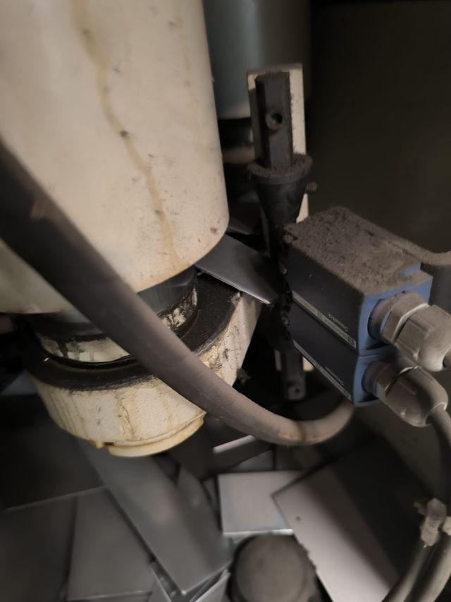 Escantonadora VHKM2004