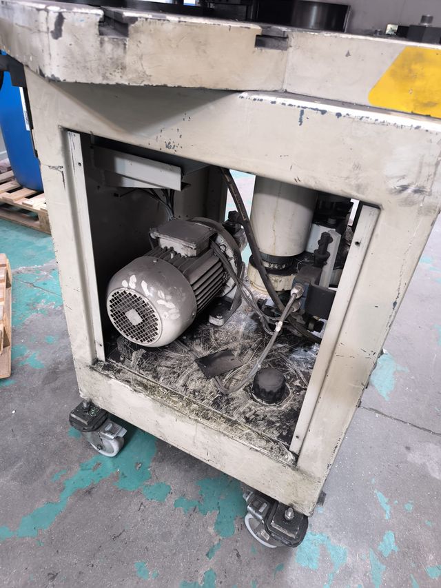 Escantonadora VHKM2004