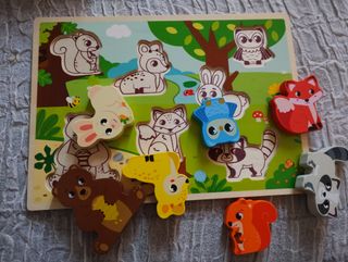 Puzzle in legno con animali della foresta