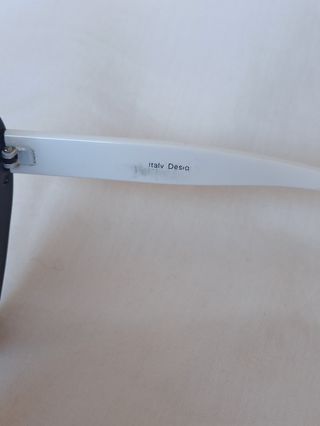 Óculos Coração Preto e Roxo