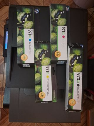 Impresora HP Officejet Pro x476dw + cartuchos