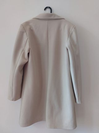 Abrigo Hierro y Oro Beige