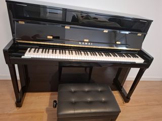 Piano Vertical Kawai Negro Brillante