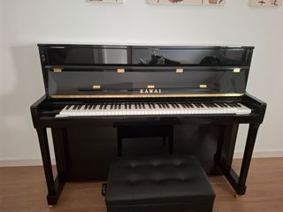 Piano Vertical Kawai Negro Brillante
