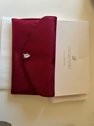 Bolso de mano Swarovski burdeos 