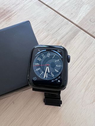 Apple Watch Series 5 44mm GPS + Cellular