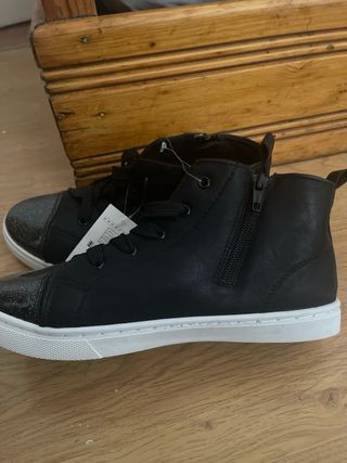 Zapatillas altas negras con brillos
