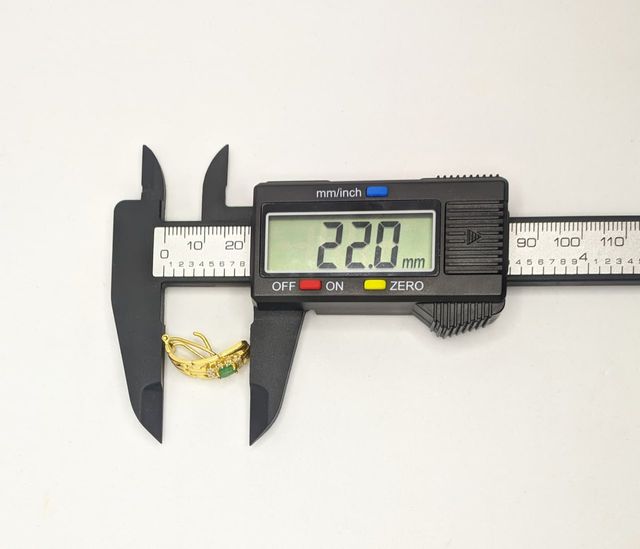 Pendiente de oro de 18k Esmeralda, 6.71 g.