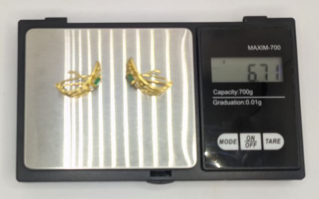 Pendiente de oro de 18k Esmeralda, 6.71 g.