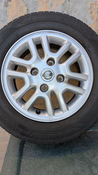 Llanta 14 Nissan NV200