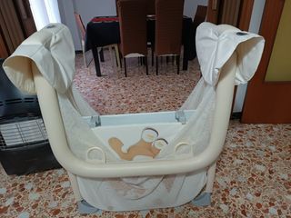 Cuna con colchón 