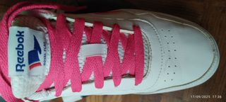 Zapatillas Reebok Blancas y Rosas