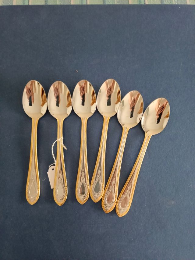✨ 6 Cucharas Postre Lujo Acero y Oro
