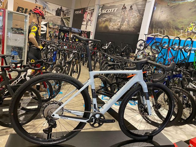 Scott Addict Gravel 40 Gris TLF: 954370589