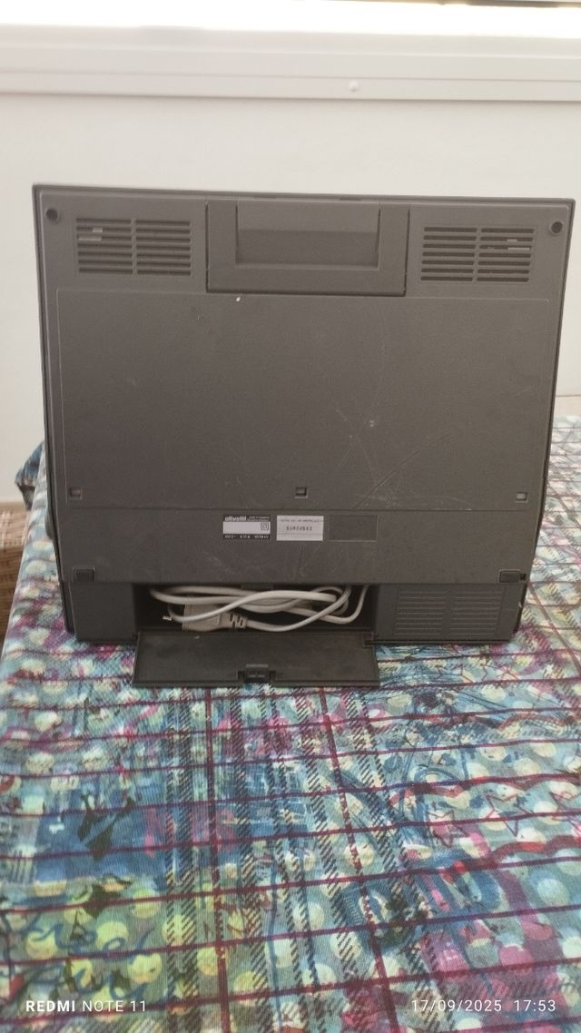 Máquina de escribir eléctrica Olivetti ET 540 pers