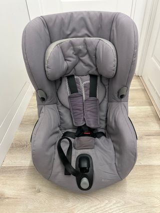Silla Coche Bebeconfort Axiss Gris en Buen estado