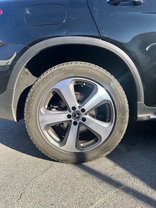 Llantas Mercedes Benz 19” con neumáticos