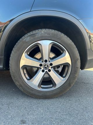 Llantas Mercedes Benz 19” con neumáticos