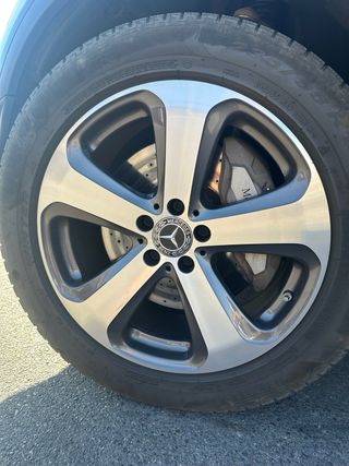 Llantas Mercedes Benz 19” con neumáticos