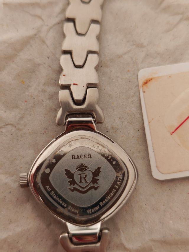 Reloj Racer Plateado y Blanco