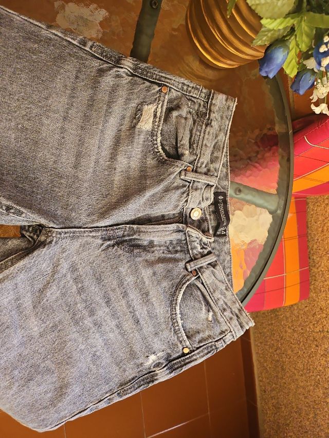 Jeans grigi da bambina Stradivarius