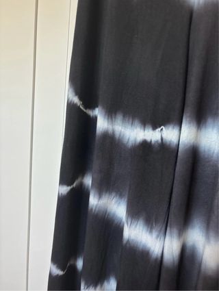 Pantalón fluido tobillero tie-dye