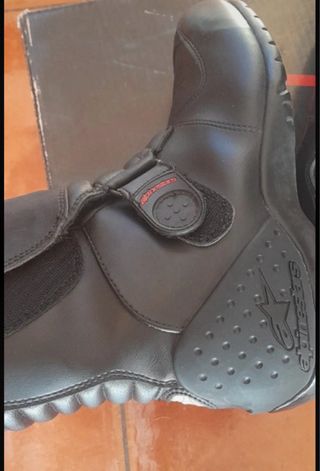 Botas de moto Alpinestars negras
talla 39