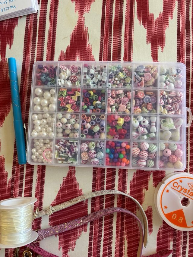 Abalorios para pulseras e hilos