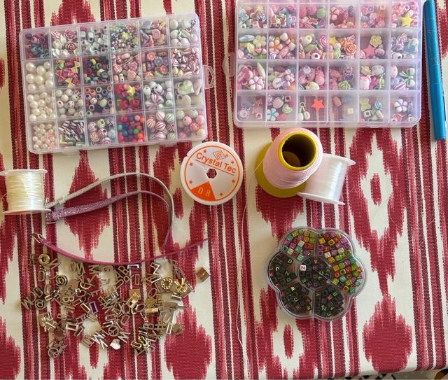 Abalorios para pulseras e hilos