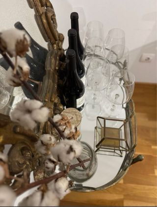 Carrito bar dorado y cristal