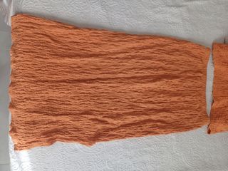 Conjunto  de falda y camiseta naranja texturizado