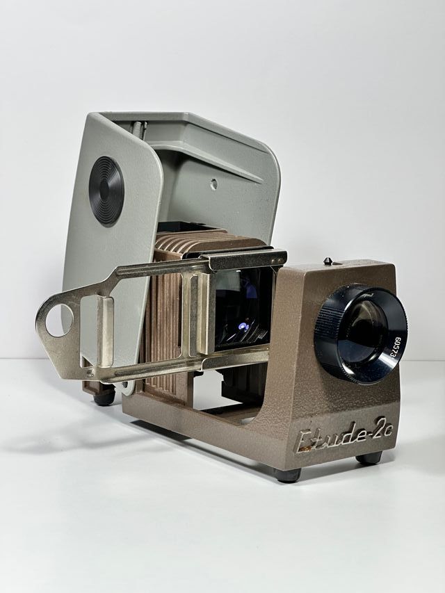 Proyector de diapositivas Etude