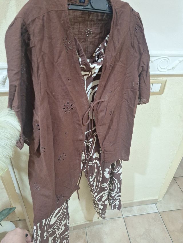 Completo pantalone e giacchetto marrone