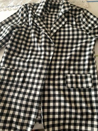 Traje Chaqueta y Falda Cuadros Blanco y Negro