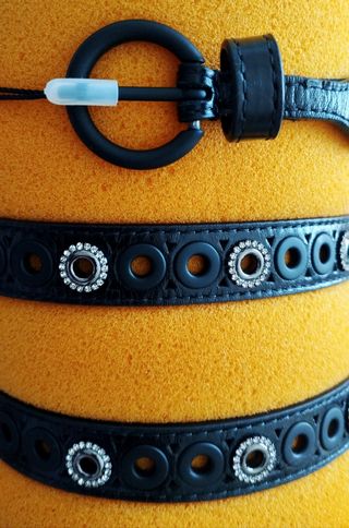 Cinturón doble Sandro, negro con tachuelas