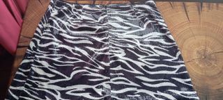 Minifalda Guess con lentejuelas