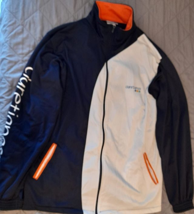 Chaqueta Colegio Claretianas Talla grande..24