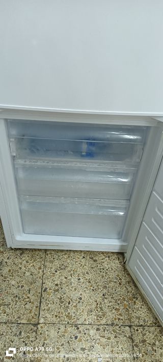 Nevera Combi Blanca Svan NO FROST ENERGÍA A+