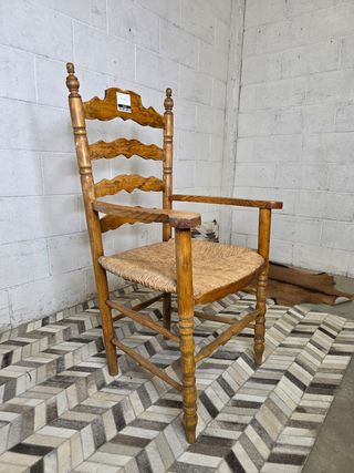 Sillón de enea estilo masía