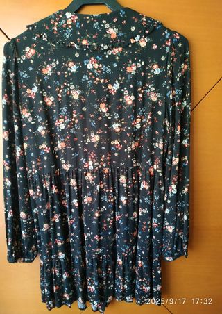 Vestido corto Springfield floral